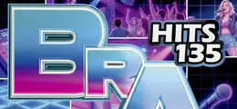 Text: "BRAVO HITS 135". Illustration mit Partyszene, DJ-Pult und singender Frau.