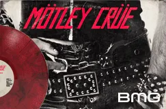 "Mötley Crüe" in rotem Text, darunter ein Körper mit mehreren Nieten-Gürteln und eine rote Schallplatte links; unten rechts "BMG".