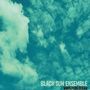 Text: "BLACK SUN ENSEMBLE" und "WHIRLPOOL OCEAN". Darstellung von weißen Wolken auf einem türkisfarbenen Himmel.
