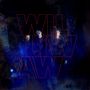"WIL LLIW AW" in roten Konturen über einem abstrakten, dunklen, blau-schwarzen Hintergrund mit Lichtpunkten., CD