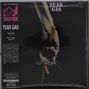 Texte: "TEAR GAS", "BIGPINK". Man sieht eine Faust, die eine gelbe Blume festhält., CD