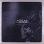 Text: "airiel", "MOLTEN YOUNG LOVERS". Dunkles, verschwommenes Foto eines sich umarmenden Paares., 2 LPs