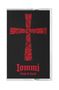 Der Text „Iommi From the Dark“ steht unten in Rot. Darüber ein rotes, mit Mustern verziertes Kreuz auf schwarzem Hintergrund., MC