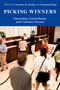 "Picking Winners: Citizenship, Central Banks, and Consumer Finance". Menschen in einer Bank stehen an Schaltern., Buch