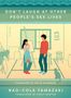 DON’T LAUGH AT OTHER PEOPLE’S SEX LIVES. Zwei Personen in einem Raum mit Staffeleien, eine Katze sitzt am Boden., Buch
