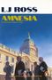Großer Text oben: "LJ Ross", darunter "Amnesia". Illustration: Menschen vor einem Gebäude mit Kuppel und Statue. Logo unten., Buch