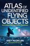 "Atlas of Unidentified Flying Objects" mit gelben, leuchtenden Formen über einer dunklen Weltkarte.