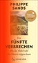 Buchtitel: "Das fünfte Verbrechen". Autor: Philippe Sands. Friedenspreis 2026-Siegel. Bild von Landschaft mit Pflanzen., Buch