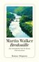 "Martin Walker, Bredouille. Der achtzehnte Fall für Bruno Chef de police." Flusslandschaft mit Brücke in grüner Umgebung., Buch
