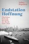 Text: "Endstation Hoffnung", "Überleben, Exil und die Kraft der Musik 1930–1950", "Volker Hagedorn", "ROWOHLT".  
Schwarz-weißes Foto mit Passagierschiff und Stadtpanorama., Buch