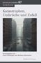 "Katastrophen, Umbrüche und Zufall" ist der Titel. Herausgegeben von Joan Lintmeijer und Barbara Mariacher. Verlage: Königshausen & Neumann. Eine verlassene Straße zwischen hohen Gebäuden., Buch