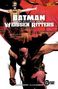 "BATMAN DER FLUCH DES WEISSEN RITTERS". Oben ein grinsender Mann, unten Batman, in einer düsteren, urbanen Szenerie., Buch