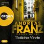 „Argon Hörbuch“, „Andreas Franz“, „Daniel Holbe“, „Tödliche Fährte“, „Julia Durants neuer Fall“. Schmale Gasse, vorne Gebäude., 2 MP3-CDs