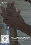 "Palliativstation. Ein Film von Philipp Döring." Oben links ein Berlinale-Logo. Bild zeigt eine Hand, die eine andere hält.