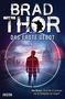 BRAD THOR, DAS ERSTE GEBOT. Silhouette einer Person im Fadenkreuz vor Stadt- und Kuppelgebäude. Zitat von Dan Brown.