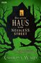 „Das letzte Haus in der Needless Street“. Dunkles Haus vor grünem Hintergrund, Silhouette einer Katze auf einem Ast., Buch