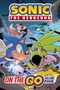 "Sonic the Hedgehog", darunter "On the Go Volume Five". Comicfiguren in dynamischen Posen, futuristischer Hintergrund., Buch