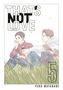 „THAT'S NOT LOVE 5“ und „PEKO WATANABE“. Zwei Personen in einem Feld, entspannt sitzend, mit natürlichen Farben. Illustration., Buch