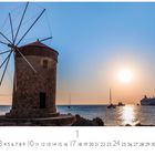 Abendstimmung 1 CASA RES EDITION. Ein Windmühle am Meer bei Sonnenuntergang, Boote und ein großes Schiff im Wasser.