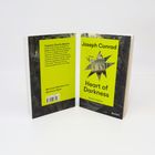 Das Cover zeigt "Joseph Conrad: Heart of Darkness", gelb auf dunkelgrünem Hintergrund. Zwei Bücher sind sichtbar.