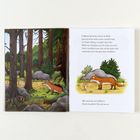 Text: Ein Mäuse lief locker dorsch de Wald... Illustration zeigt Wald, Maus und Fuchs auf einer Waldlichtung.