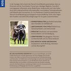 Ein Buchrückentext beschreibt die komplexe Mensch-Hund-Beziehung, beleuchtet biologisch-wissenschaftliche Aspekte. Links das KOSMOS-Logo. Darunter ein Bild mit zwei Hunden, die einen Gegenstand tragen.