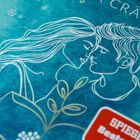 Text: "SPIEGEL Bestseller". Illustration eines Paares in einer zarten Umarmung auf einem blauen Hintergrund mit Schneeflocken.
