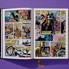 Comic mit stilisierten Zeichnungen von Robotern, einer Wüstenlandschaft und Dialogen in Sprechblasen.