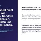 Links: „KI verändert nicht nur, wie wir arbeiten...“ Rechts: „KI schreibt für uns, berät uns..."
