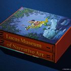 „Lucas Museum of Narrative Art“ steht auf zwei Buchrücken. Oben ist eine Illustration von einem Reiter auf einem Tier.