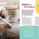 Texte: "Wenn mehr aus etwas wird", "Arbeit und Wertschöpfung", "Lohn und Gehalt", "Was ist Arbeit?", "Dürfen Kinder arbeiten?" 

Links: Ein Mann arbeitet konzentriert in einer Werkstatt mit Holz.