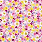 „MB“ in der unteren rechten Ecke. Illustration mit vielen bunten Blumen auf rosa Hintergrund.