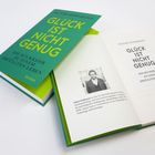 Buchcover und Innenseite: "GLÜCK IST NICHT GENUG" von Oliver Hoffmann. Thema: Erfülltes Leben, veröffentlicht von Reclam.