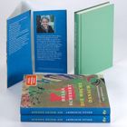 Buchcover: „HELGA SCHUBERT DIE WOCHE DANACH“. SPITZEL-Bestseller-Autorin, grünes Hardcover, Porträt der Autorin.