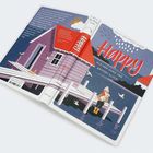 **Happy: Kleiner Hund und großes Glück.** Illustration eines lila Hauses am Wasser. Person mit Hund auf Steg, Möwen fliegen.