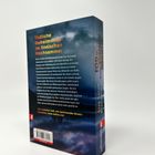 Ein Buch mit dem Titel "Tödliche Geheimnisse im finnischen Hochsommer". Beschreibung eines Krimis auf der Rückseite.