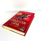 "Gangsta-Oma" von David Walliams, illustriert von Tony Ross. Rotes Buch mit Krone und lustigen Figuren vorne.