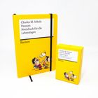 Ein gelbes Notizbuch und Kartenset. Text: "Charles M. Schulz Peanuts Notizbuch für alle Lebenslagen. Reclam". Unten Peanuts-Illustration.