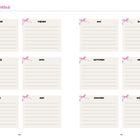 "Monthly Goals" oben, Monate von Januar bis Dezember, je mit Linien zur Planung und pinken Schleifen verziert.