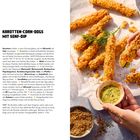 Karotten-Corn-Dogs mit Senf-Dip. Rezept und Zubereitung mit Zutatenliste links; rechts knusprige Sticks und Dip in Schälchen.