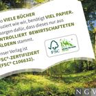 Text über nachhaltige Papierproduktion und FSC-Zertifizierung. Logo von FSC und grüne Waldszene im Hintergrund.
