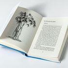 Seite eines Buches mit dem Titel "Die Wurzeln des Selbst". Daneben eine Bambus-Illustration in Schwarz-Weiß.