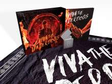 Parkway Drive: Filmmusik: Viva The Underdogs (Deluxe Box Set), 1 CD und 1 Merchandise
