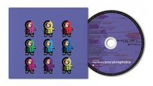 Text: "marillion/anoraknophobia." Neun farbige, cartoonartige Figuren in Anoraks auf violettem Hintergrund, eine CD rechts.