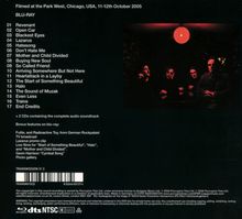 Filmed at the Park West, Chicago, USA, 11-12th October 2005. BLU-RAY mit 17 Titeln. Rechts ein Foto von vier Personen in rotem Licht.