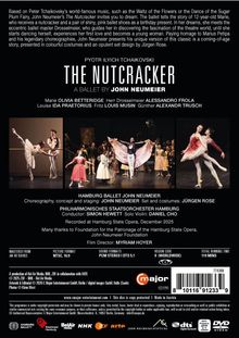 "The Nutcracker, A Ballet by John Neumeier. Pyotr Ilyich Tchaikovsky. Hamburg Ballet, Philharmonisches Staatsorchester." Drei Fotos zeigen Ballettszenen.