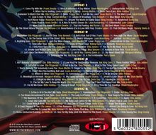 Dieses Cover listet vier Discs mit klassischen Jazz- und Swing-Titeln berühmter Künstler auf. Im Hintergrund sind Sterne.