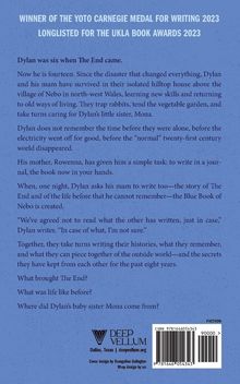 Text oben: "Winner of the Yoto Carnegie Medal for Writing 2023. Longlisted for the UKLA Book Awards 2023." Logo unten: Dreieck mit "Deep Vellum".