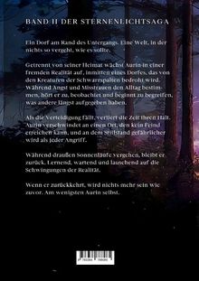Band II der Sternenlichtsaga: Text handelt von Aurin in einer bedrohten Welt. Hintergrund zeigt einen Wald bei Dämmerung.