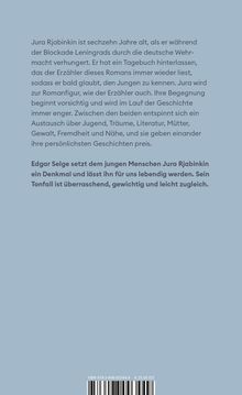 Jura Rjabinkin, sechzehn, verhungert während der Leningrad-Blockade; sein Tagebuch inspiriert einen Erzähler. Edgar Selge würdigt ihn.